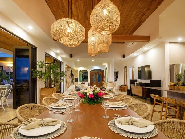 Dinner Party Menu Ideas for Manuel Antonio
