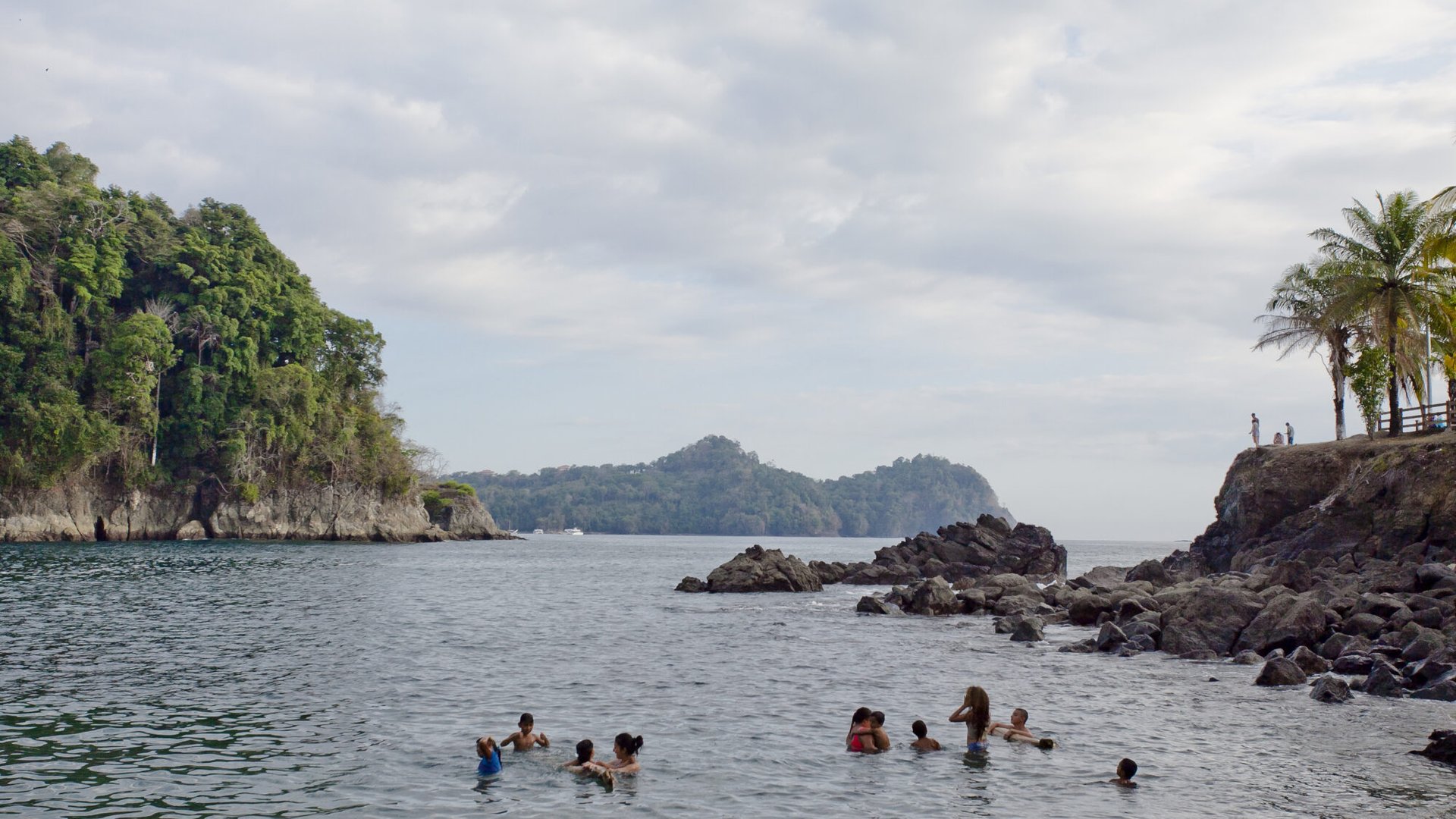 Plan the Perfect Family Vacation in Manuel Antonio With 2CRVR