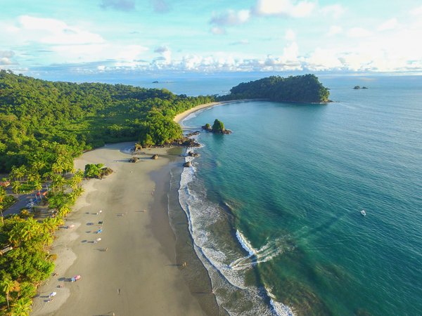 The Ultimate Guide to Manuel Antonio Vacation Rentals During High Season